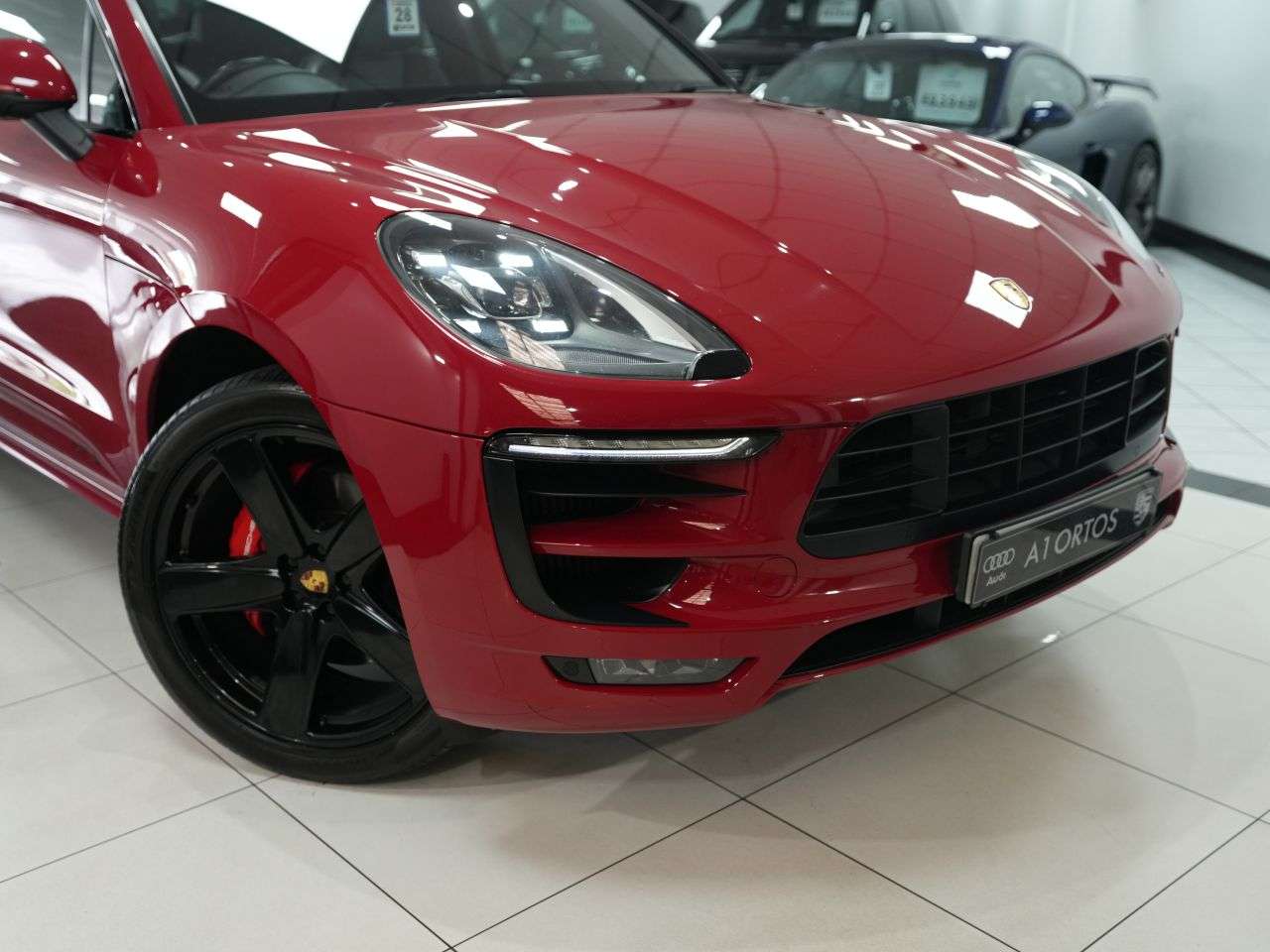 2018 PORSCHE MACAN 2018 PORSCHE MACAN