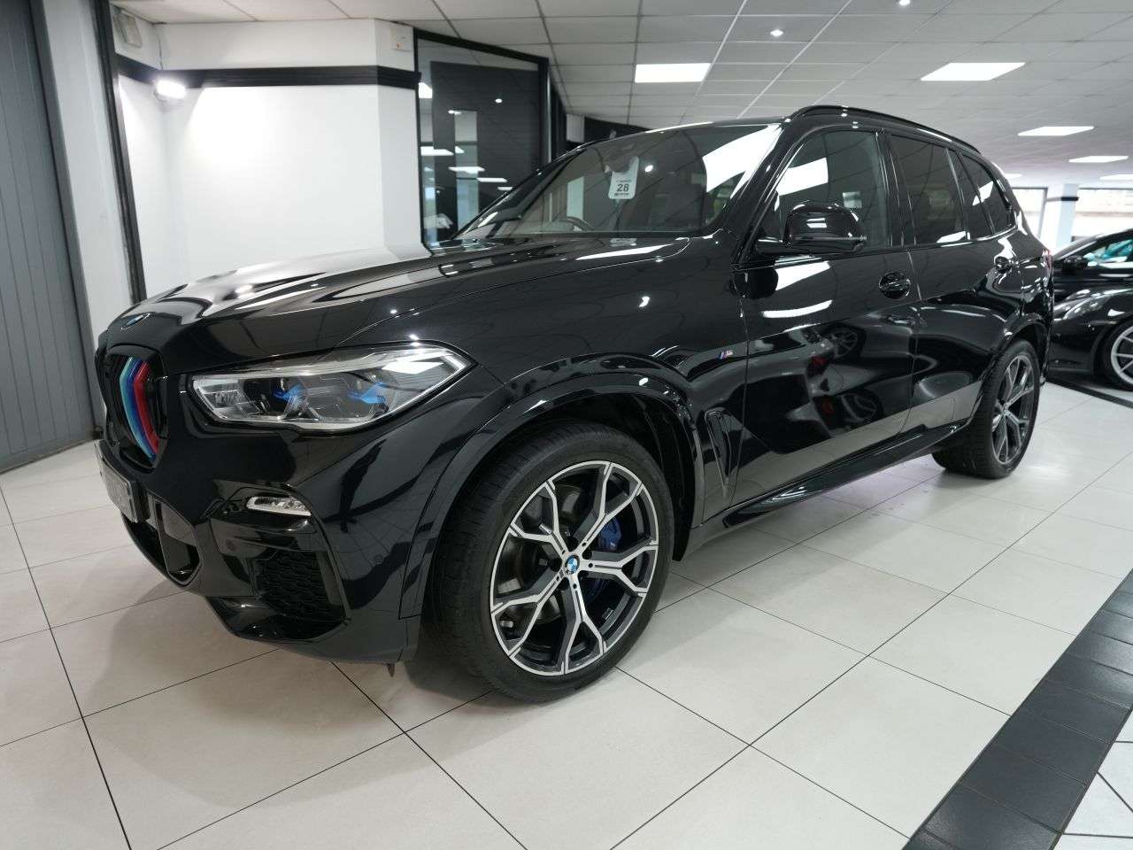 A 2019 BMW X5 3.0 30d M Sport SUV 5dr Diesel Auto xDrive Euro 6 (s/s) (265 ps) £13K IN FA A 2019 BMW X5 3.0 30d M Sport SUV 5dr Diesel Auto xDrive Euro 6 (s/s) (265 ps) £13K IN FA