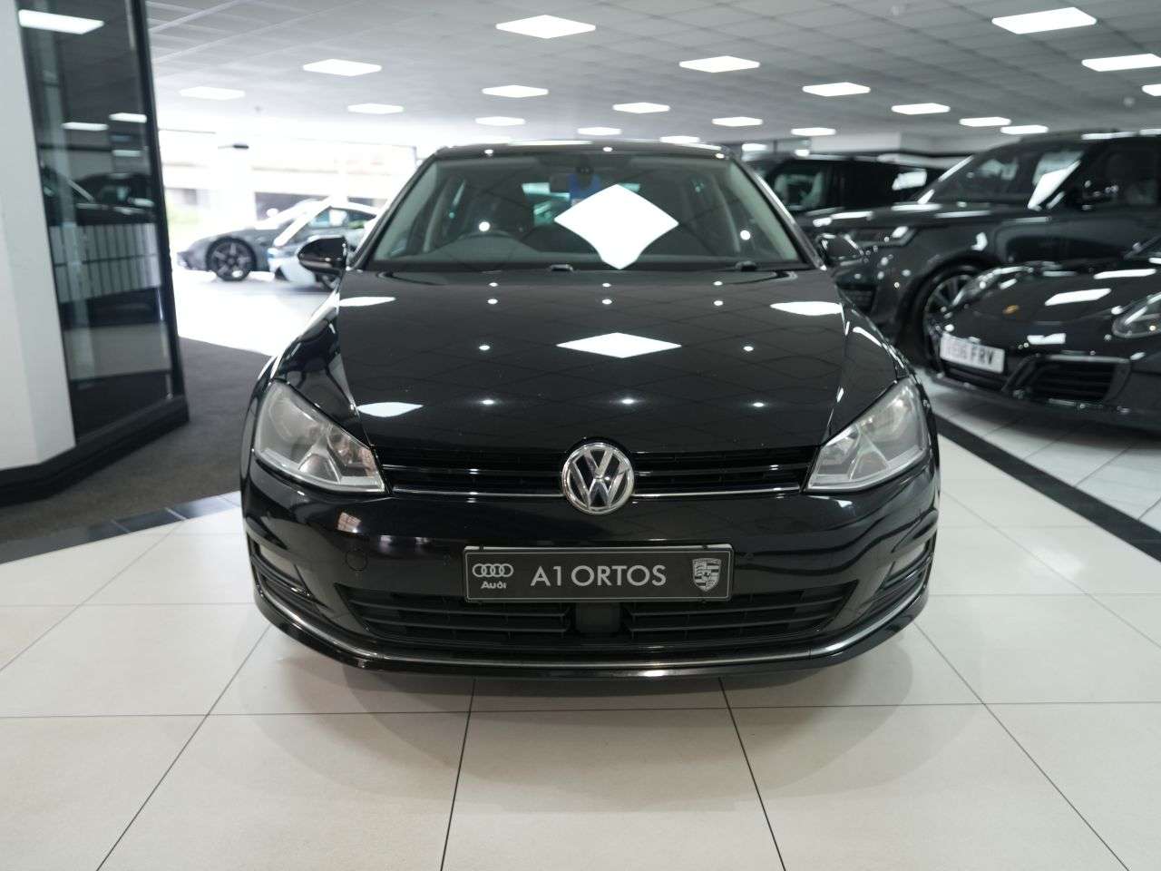 A 2015 VOLKSWAGEN GOLF 2.0 TDI BlueMotion Tech GT Hatchback 5dr Diesel Manual Euro 6 (s/s) (150 ps A 2015 VOLKSWAGEN GOLF 2.0 TDI BlueMotion Tech GT Hatchback 5dr Diesel Manual Euro 6 (s/s) (150 ps