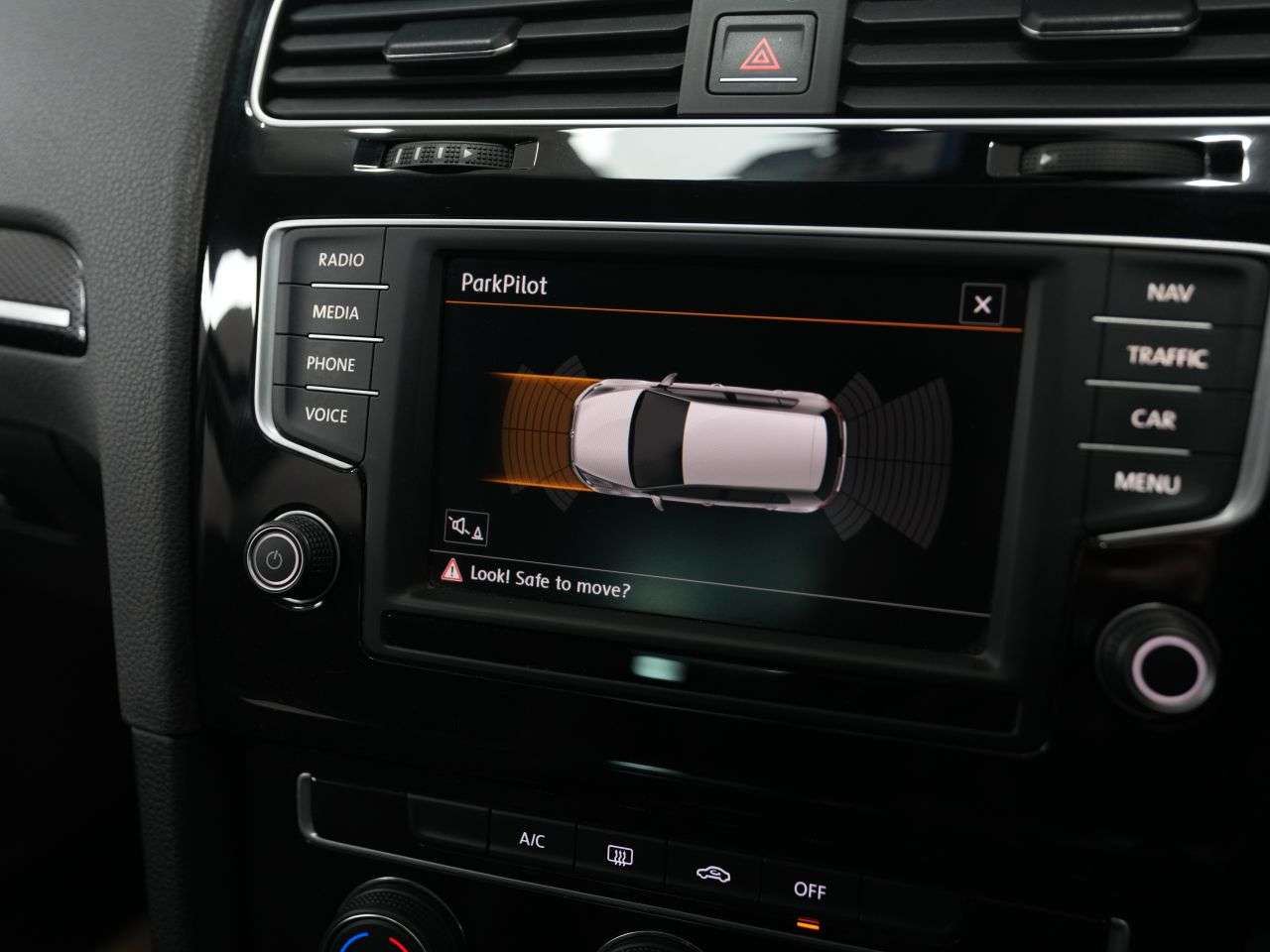 2015 VOLKSWAGEN GOLF 2015 VOLKSWAGEN GOLF