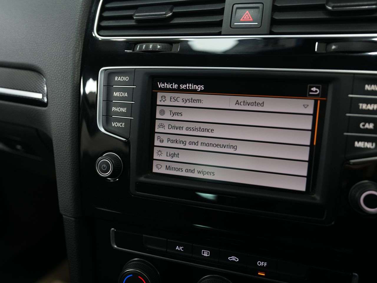 2015 VOLKSWAGEN GOLF 2015 VOLKSWAGEN GOLF