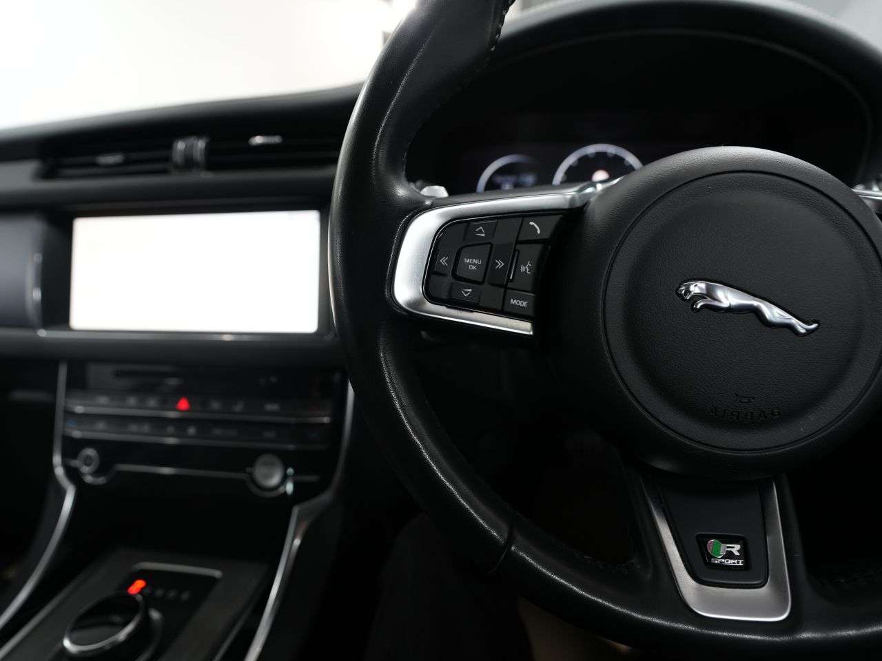 2019 JAGUAR XF 2019 JAGUAR XF