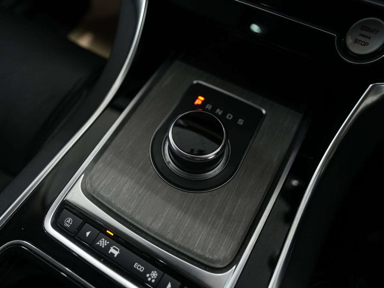 2019 JAGUAR XF 2019 JAGUAR XF