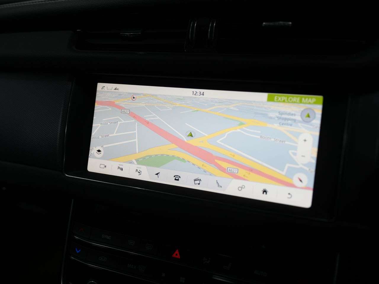 A 2019 JAGUAR XF D R-SPORT AWD A 2019 JAGUAR XF D R-SPORT AWD
