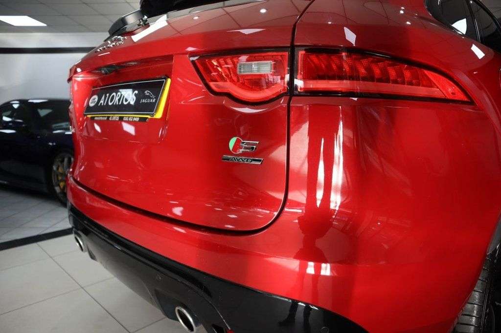 2018 JAGUAR F-PACE 2018 JAGUAR F-PACE