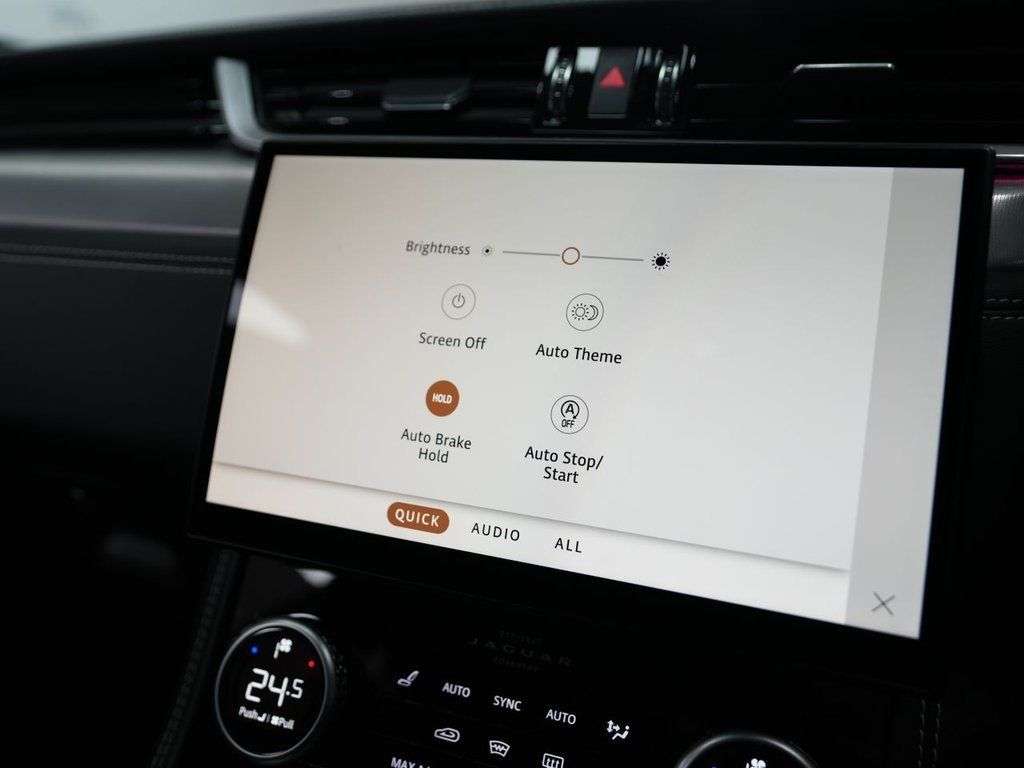2022 JAGUAR F-PACE 2022 JAGUAR F-PACE