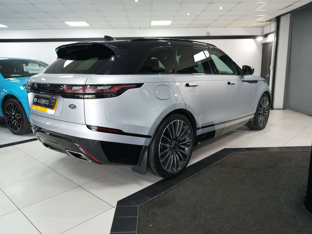 2022 LAND ROVER RANGE ROVER VELAR 2022 LAND ROVER RANGE ROVER VELAR