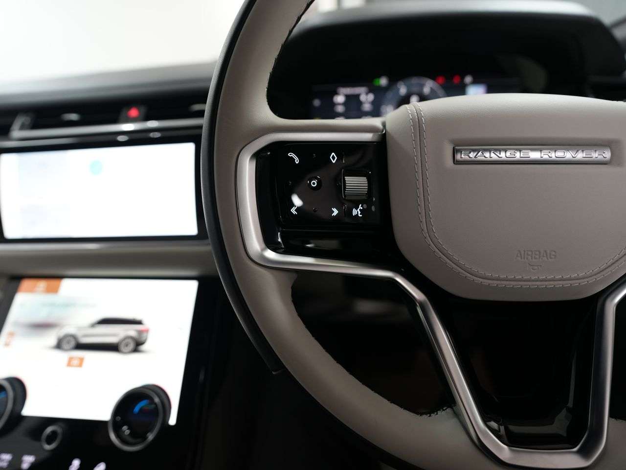 2022 LAND ROVER RANGE ROVER VELAR 2022 LAND ROVER RANGE ROVER VELAR