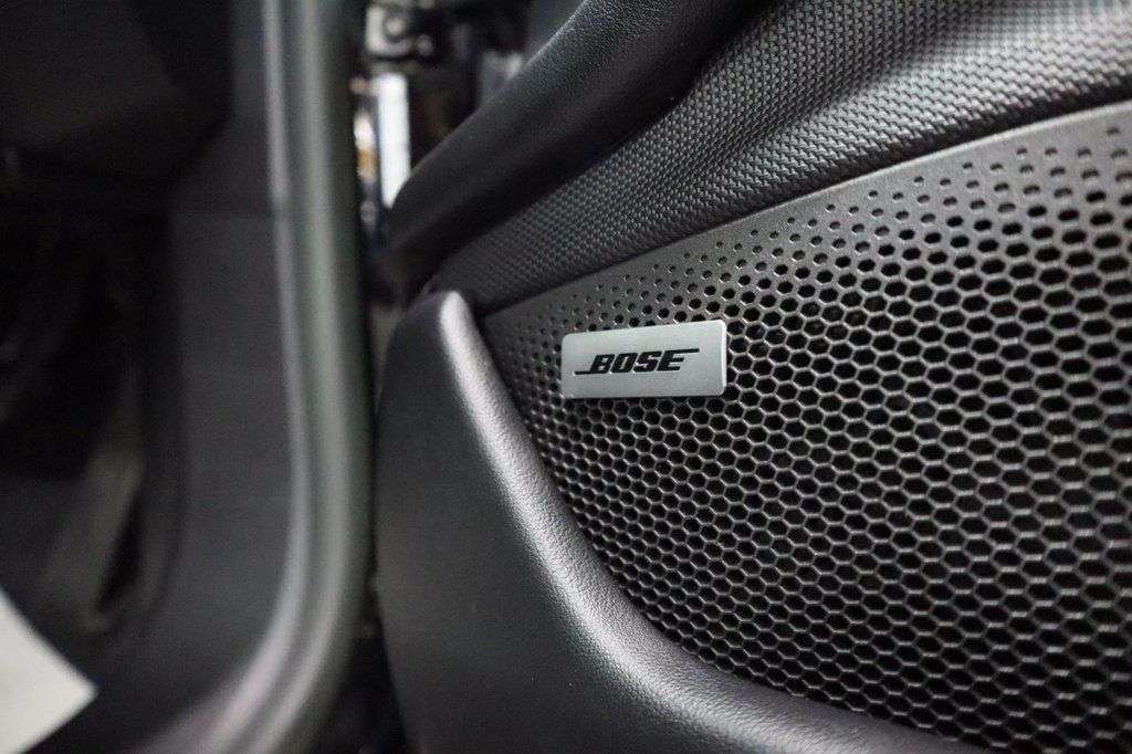2020 PORSCHE TAYCAN 2020 PORSCHE TAYCAN