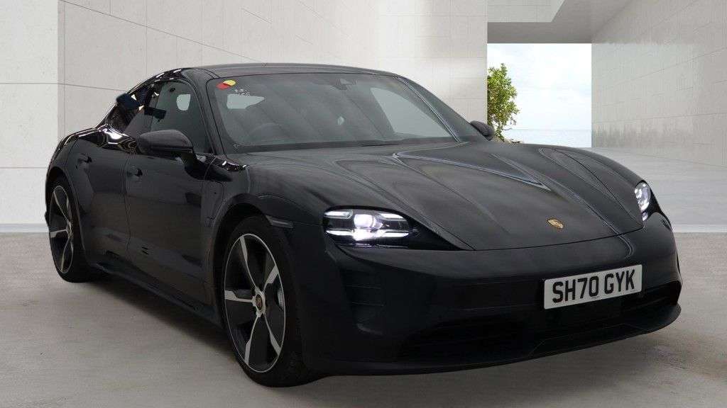 A 2020 PORSCHE TAYCAN Performance Plus 93.4kWh 4S Saloon 4dr Electric Auto 4WD (571 ps) ALMOST 40 A 2020 PORSCHE TAYCAN Performance Plus 93.4kWh 4S Saloon 4dr Electric Auto 4WD (571 ps) ALMOST 40
