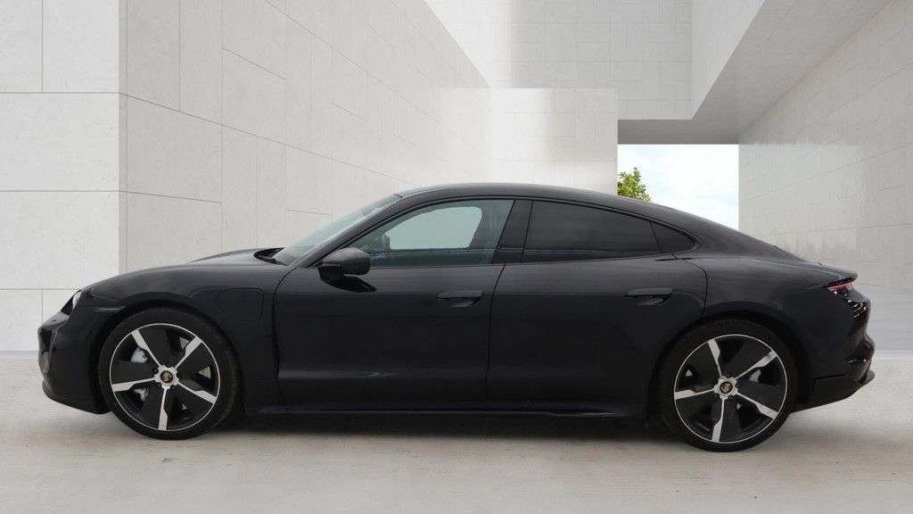 2020 PORSCHE TAYCAN 2020 PORSCHE TAYCAN