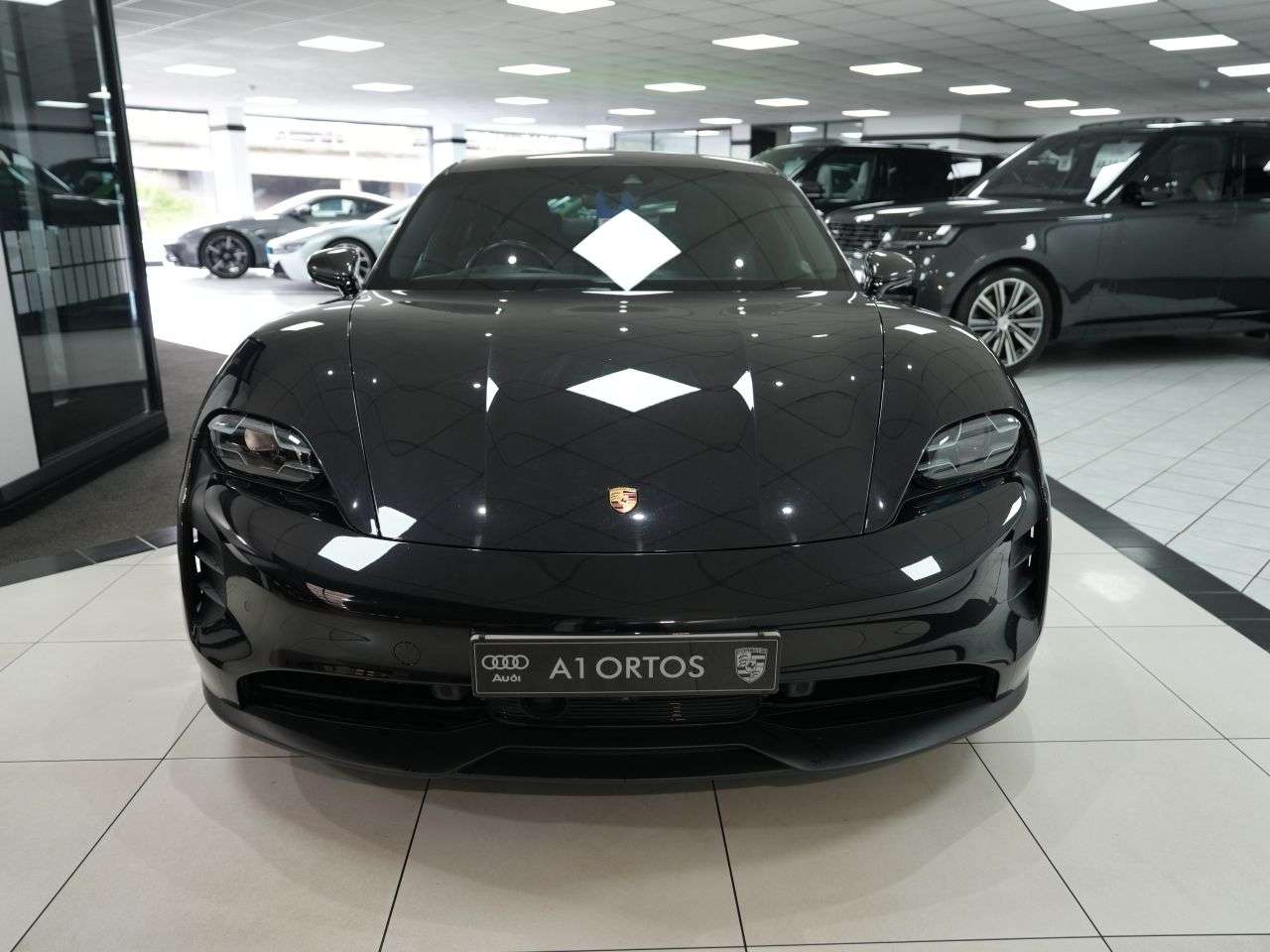 A 2020 PORSCHE TAYCAN Performance Plus 93.4kWh 4S Saloon 4dr Electric Auto 4WD (571 ps) ALMOST 40 A 2020 PORSCHE TAYCAN Performance Plus 93.4kWh 4S Saloon 4dr Electric Auto 4WD (571 ps) ALMOST 40