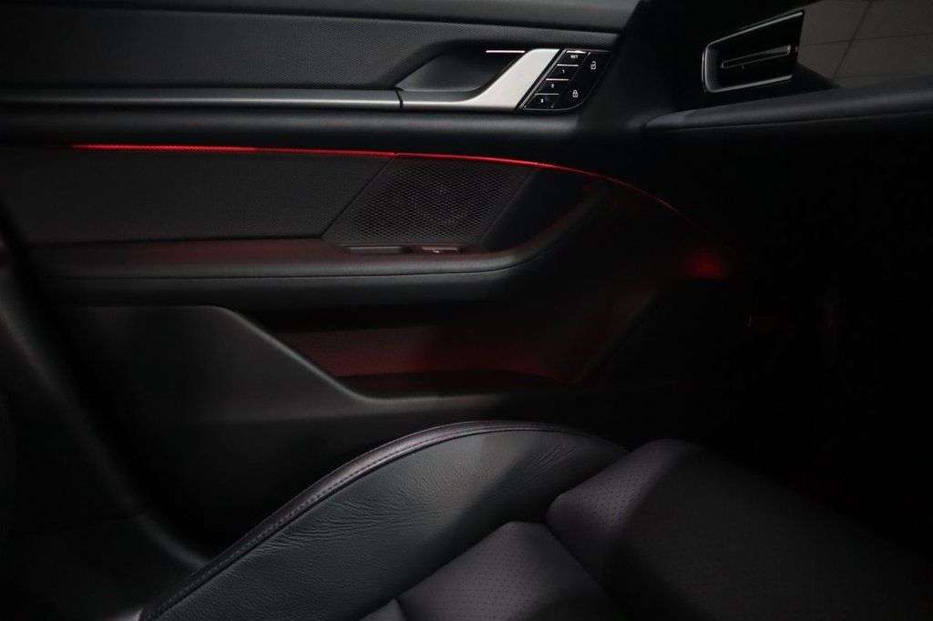 2021 PORSCHE TAYCAN 2021 PORSCHE TAYCAN