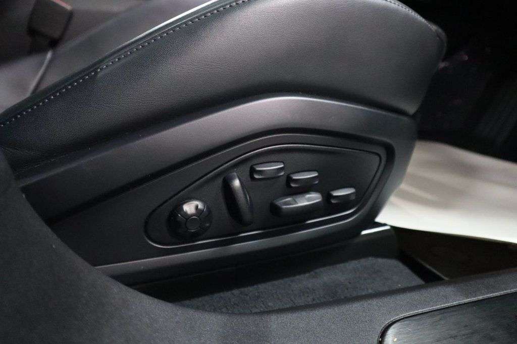 2021 PORSCHE TAYCAN 2021 PORSCHE TAYCAN