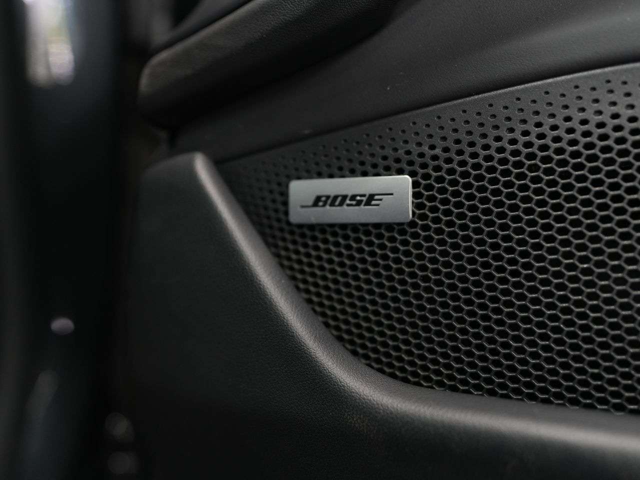 2021 PORSCHE TAYCAN 2021 PORSCHE TAYCAN