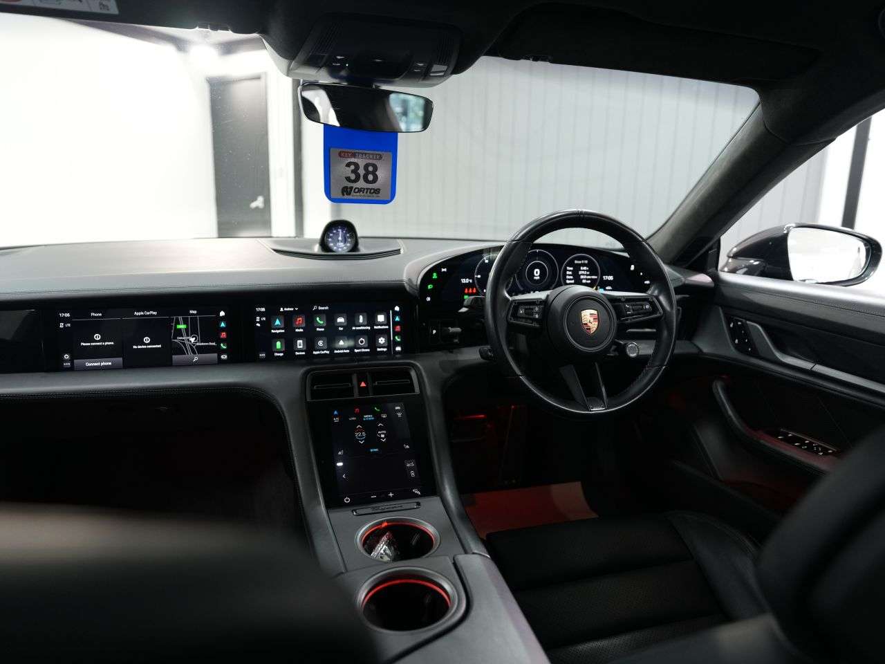 2021 PORSCHE TAYCAN 2021 PORSCHE TAYCAN