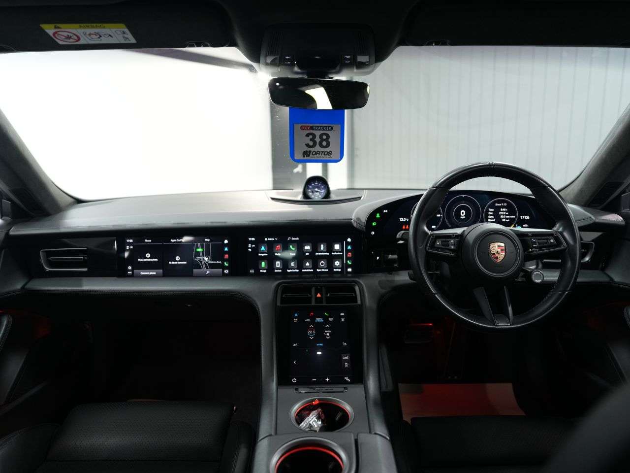 2021 PORSCHE TAYCAN 2021 PORSCHE TAYCAN