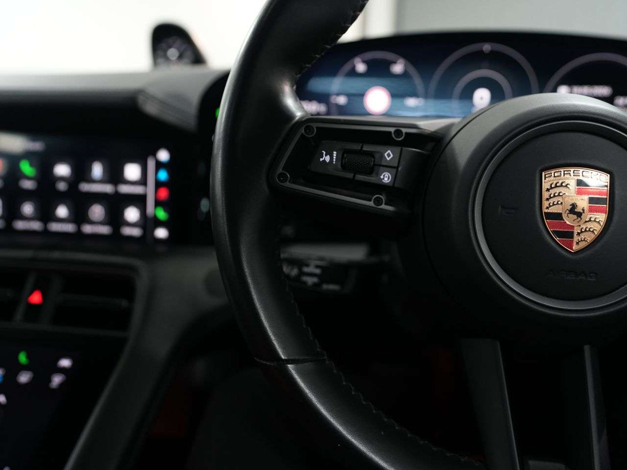 2021 PORSCHE TAYCAN 2021 PORSCHE TAYCAN