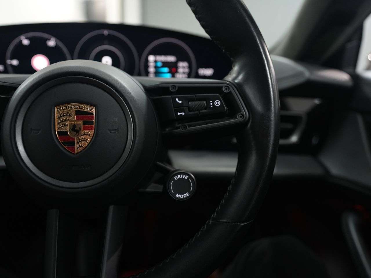 2021 PORSCHE TAYCAN 2021 PORSCHE TAYCAN