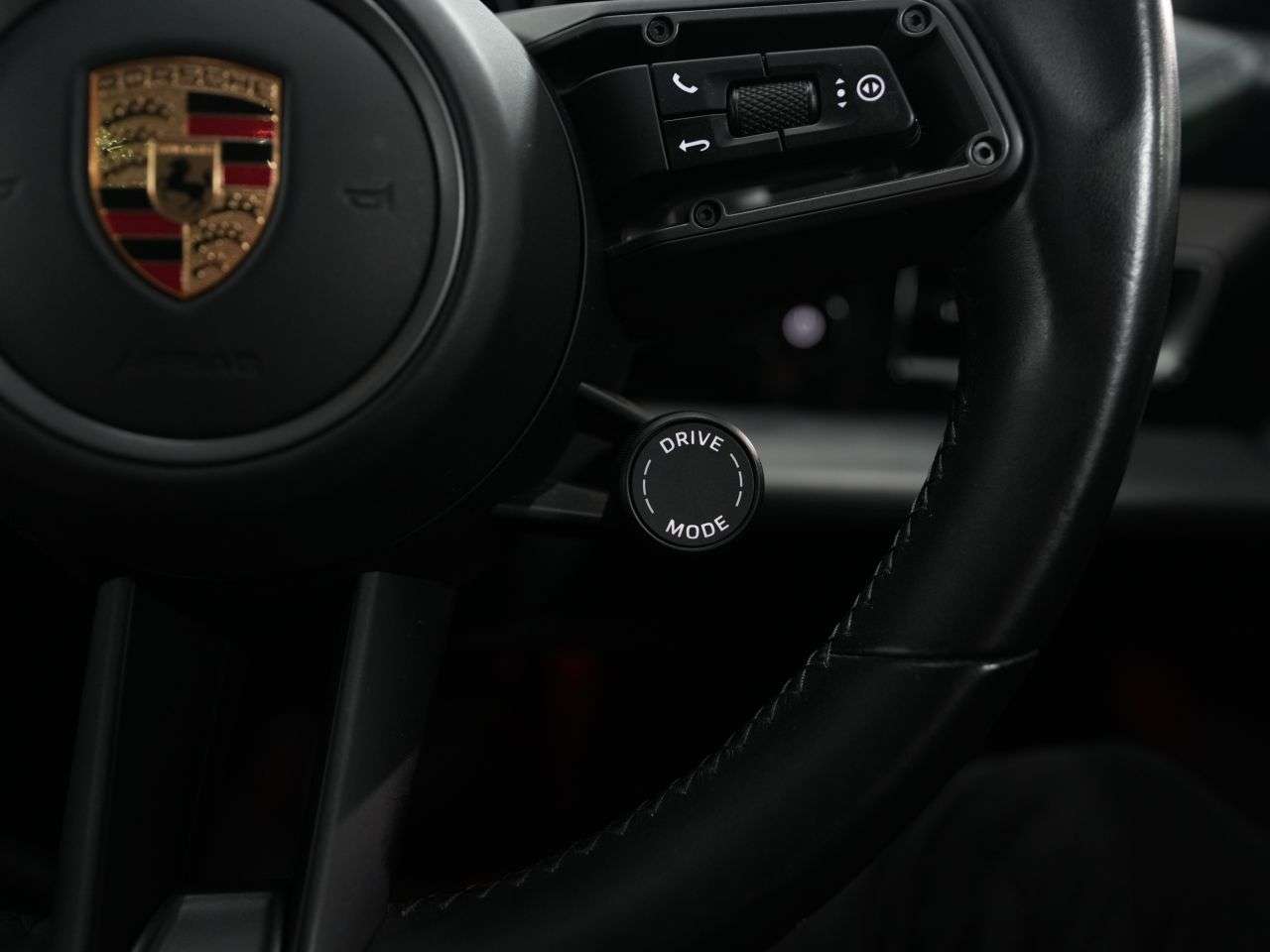 2021 PORSCHE TAYCAN 2021 PORSCHE TAYCAN