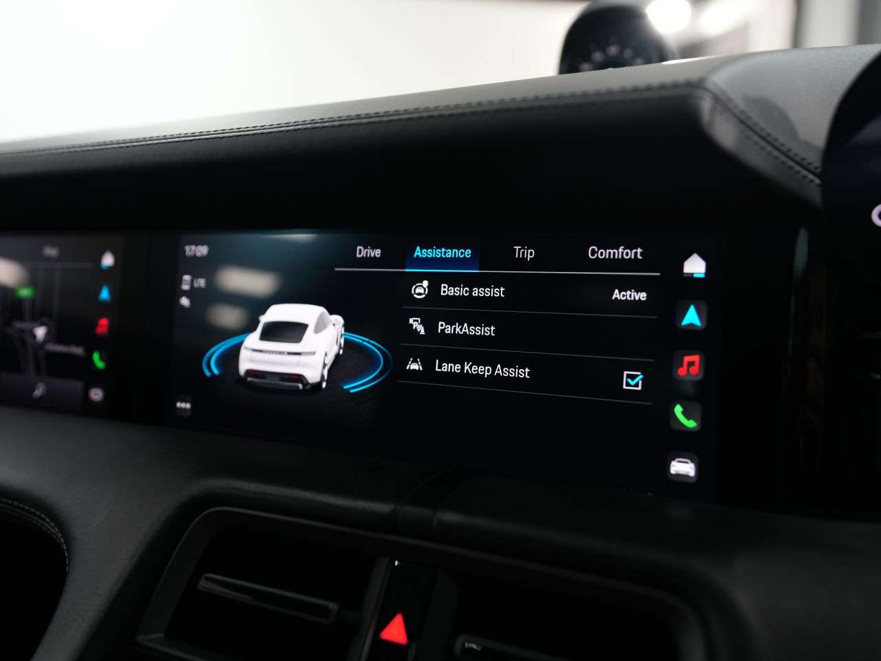 2021 PORSCHE TAYCAN 2021 PORSCHE TAYCAN