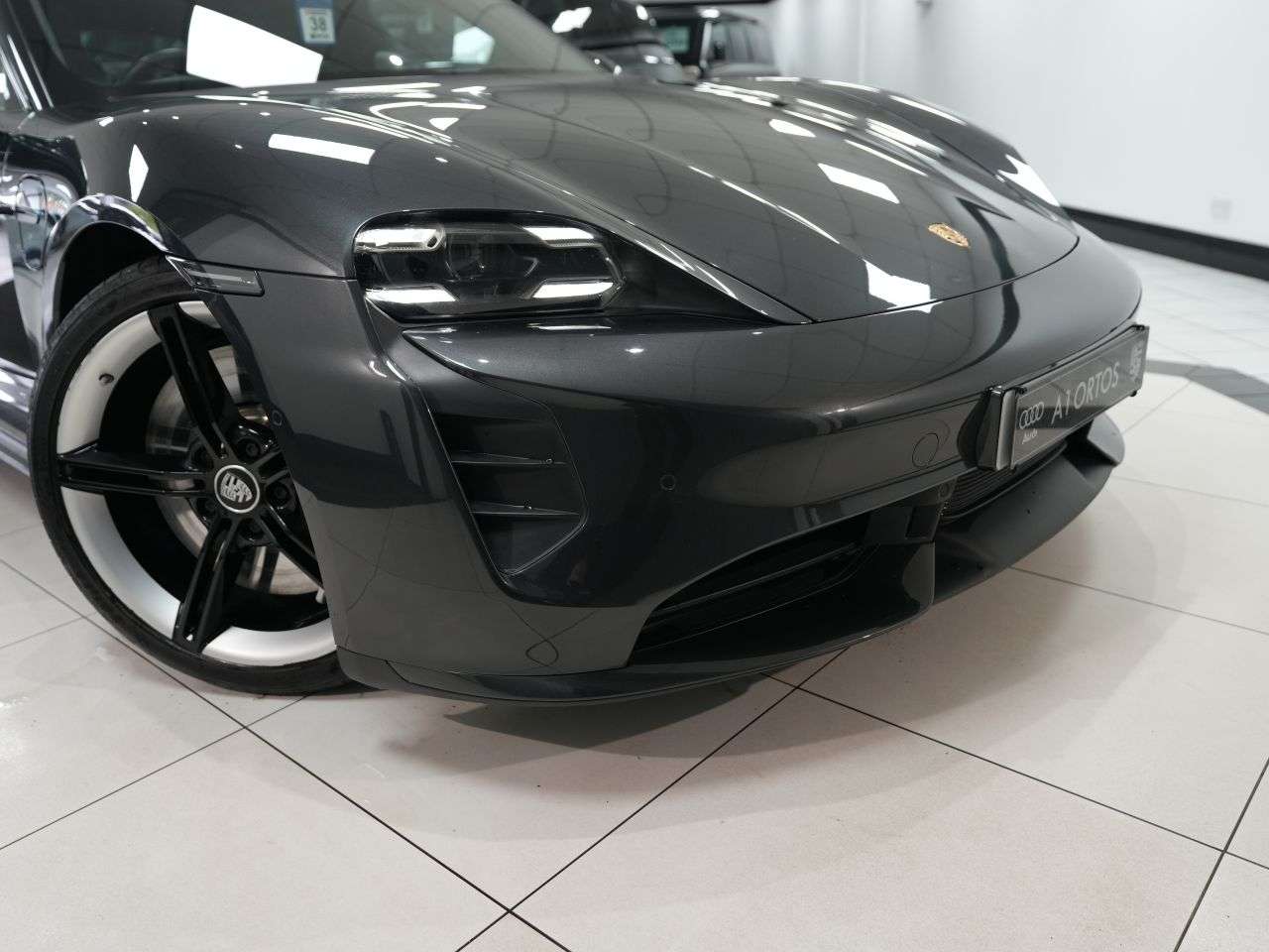 2021 PORSCHE TAYCAN 2021 PORSCHE TAYCAN