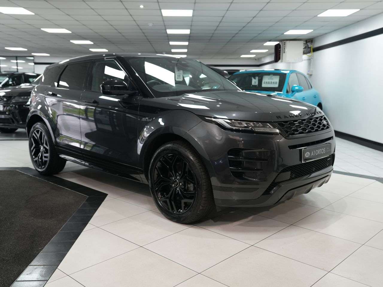 A 2022 LAND ROVER RANGE ROVER EVOQUE 2.0 D200 MHEV Edition SUV 5dr Diesel Auto 4WD Euro 6 (s/s) (204 ps) NEW SHA A 2022 LAND ROVER RANGE ROVER EVOQUE 2.0 D200 MHEV Edition SUV 5dr Diesel Auto 4WD Euro 6 (s/s) (204 ps) NEW SHA