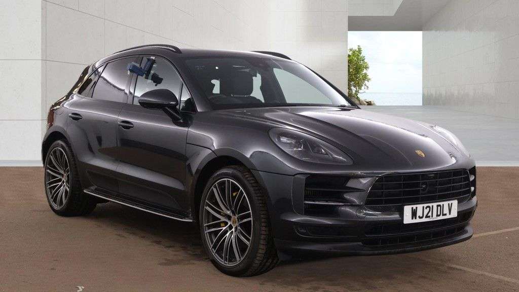 A 2021 PORSCHE MACAN 3.0T V6 S SUV 5dr Petrol PDK 4WD Euro 6 (s/s) (354 ps) 1 OWNER FROM NEW + M A 2021 PORSCHE MACAN 3.0T V6 S SUV 5dr Petrol PDK 4WD Euro 6 (s/s) (354 ps) 1 OWNER FROM NEW + M