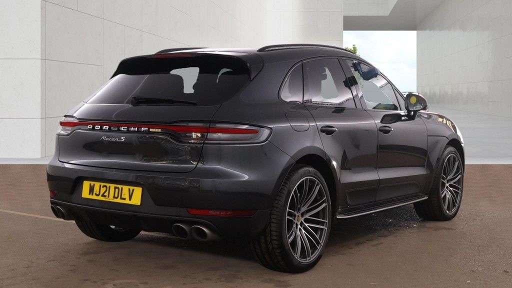 2021 PORSCHE MACAN 2021 PORSCHE MACAN