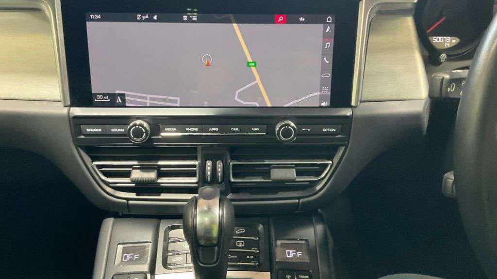 2021 PORSCHE MACAN 2021 PORSCHE MACAN
