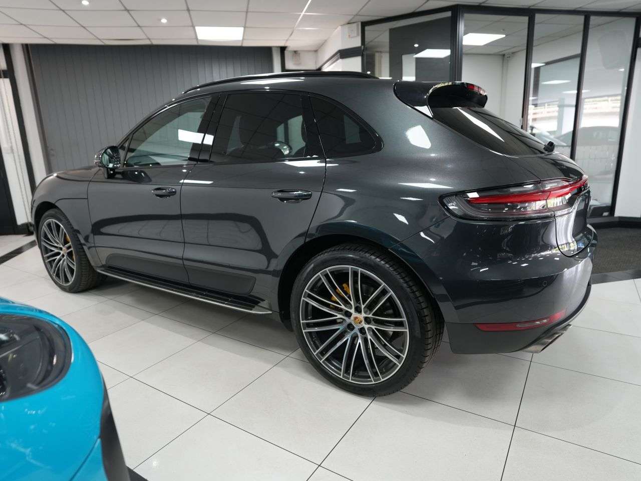 2021 PORSCHE MACAN 2021 PORSCHE MACAN
