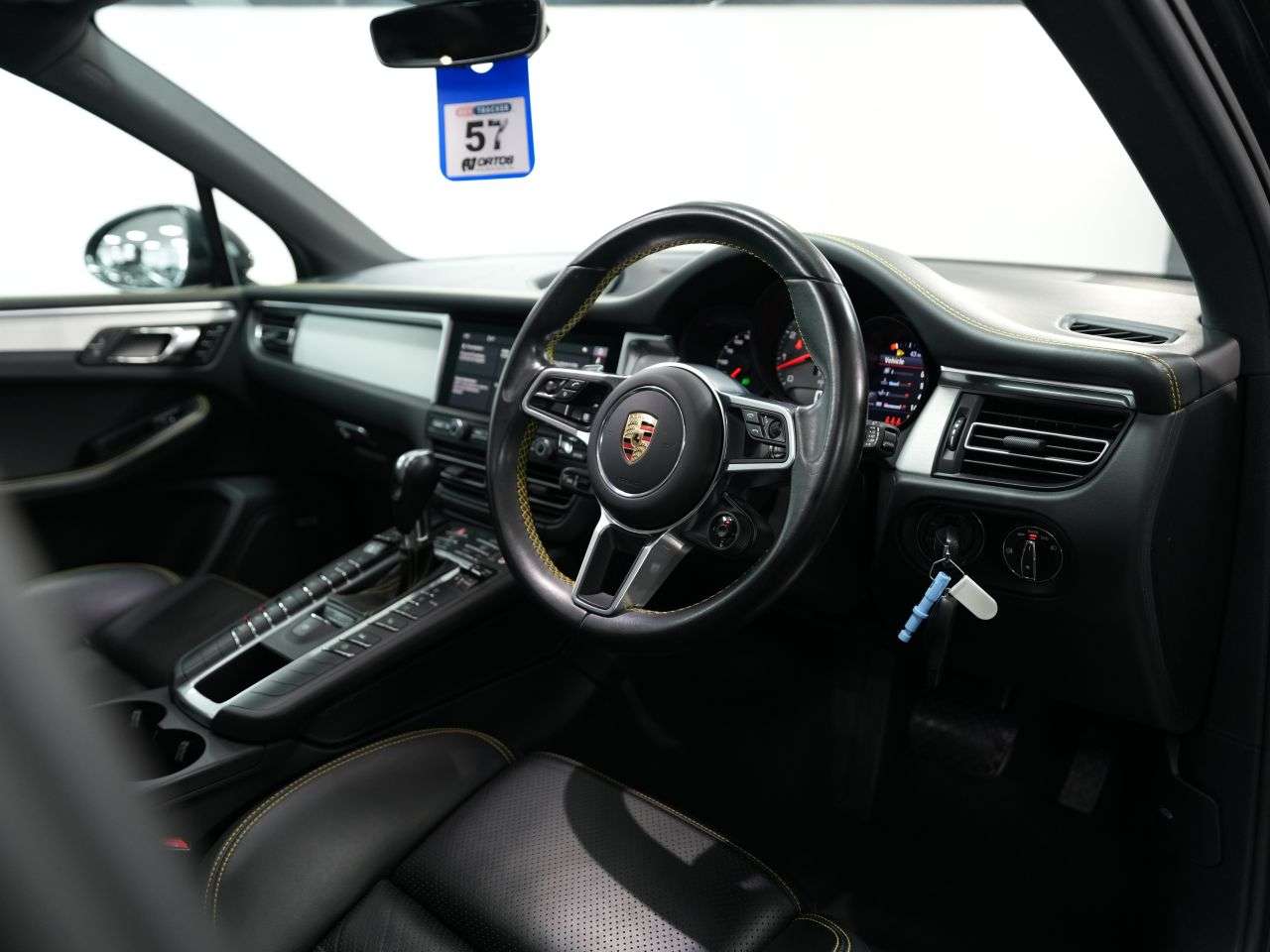 2021 PORSCHE MACAN 2021 PORSCHE MACAN