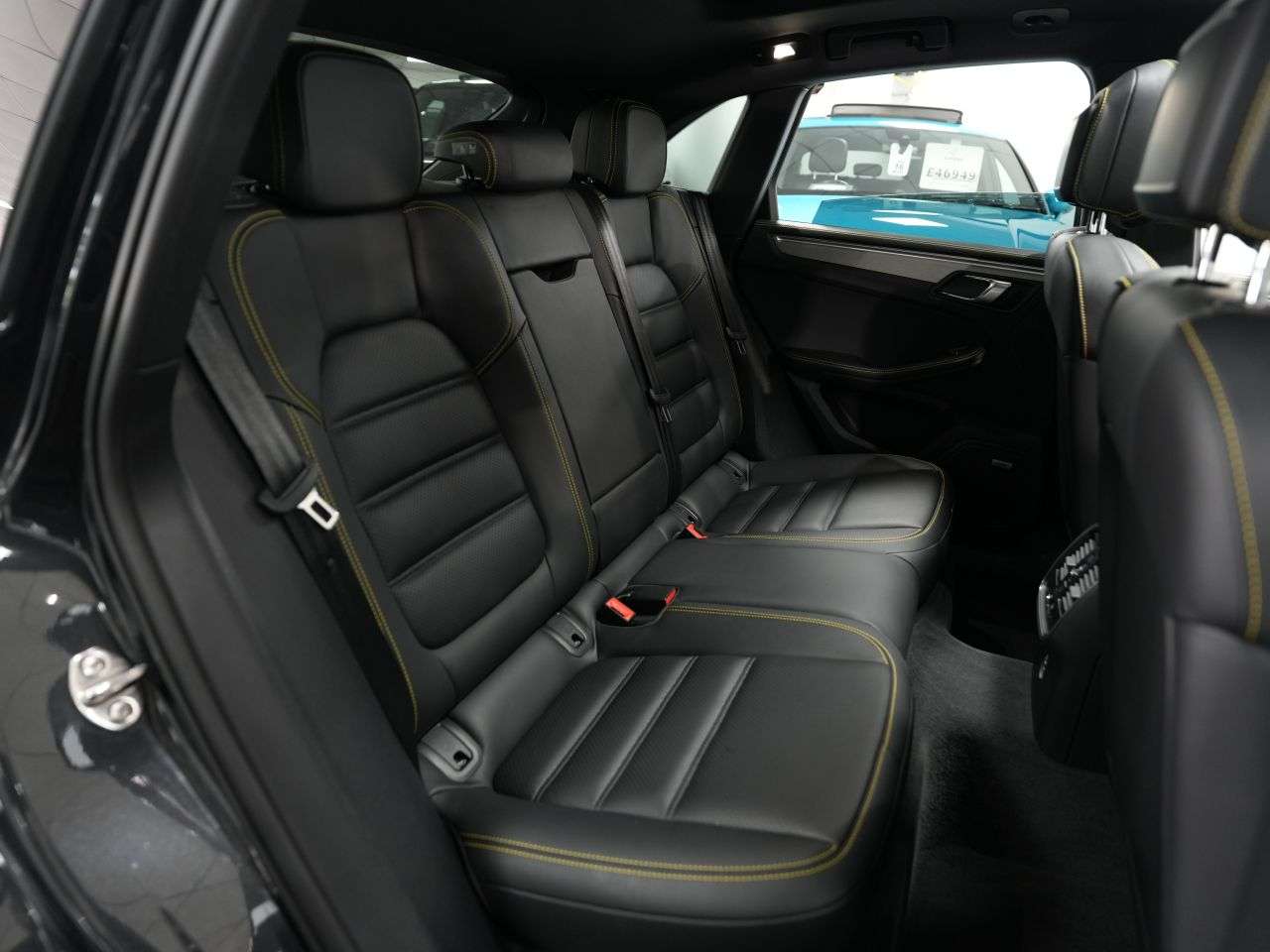 2021 PORSCHE MACAN 2021 PORSCHE MACAN