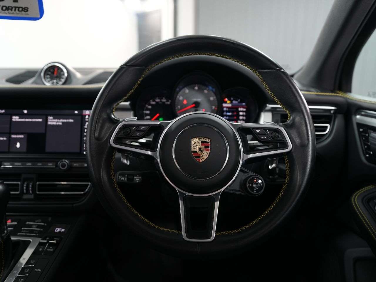 2021 PORSCHE MACAN 2021 PORSCHE MACAN