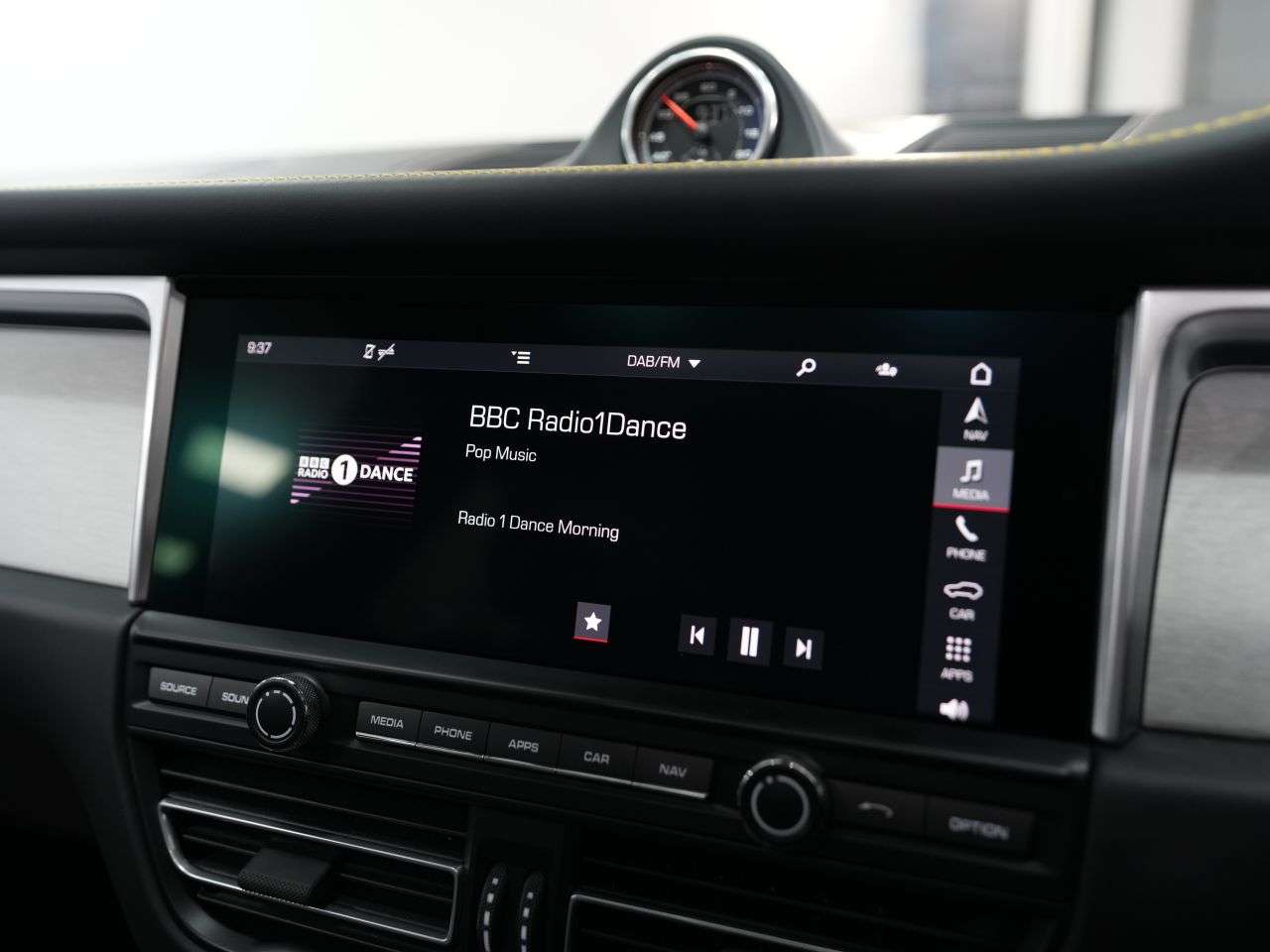2021 PORSCHE MACAN 2021 PORSCHE MACAN