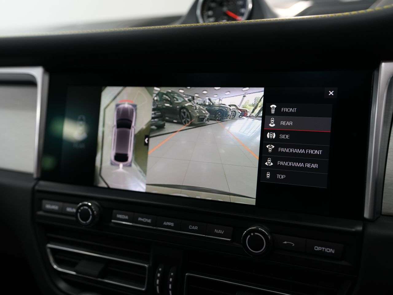 2021 PORSCHE MACAN 2021 PORSCHE MACAN