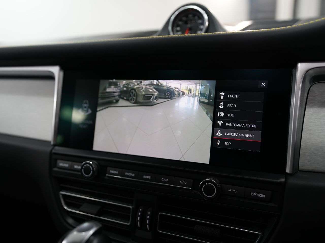 2021 PORSCHE MACAN 2021 PORSCHE MACAN