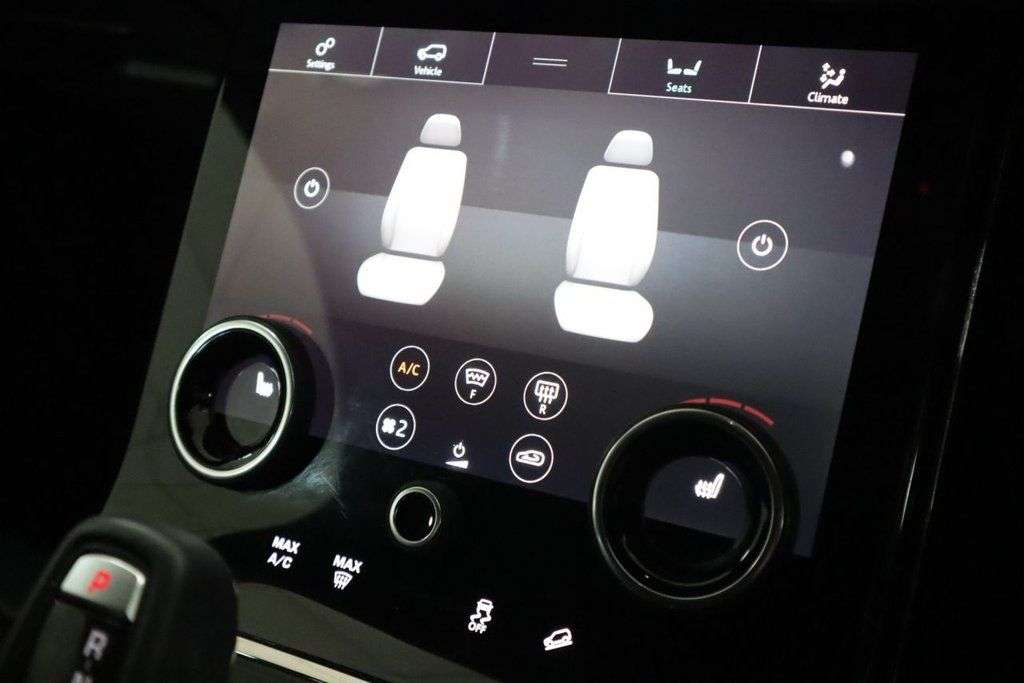 2019 LAND ROVER RANGE ROVER EVOQUE 2019 LAND ROVER RANGE ROVER EVOQUE