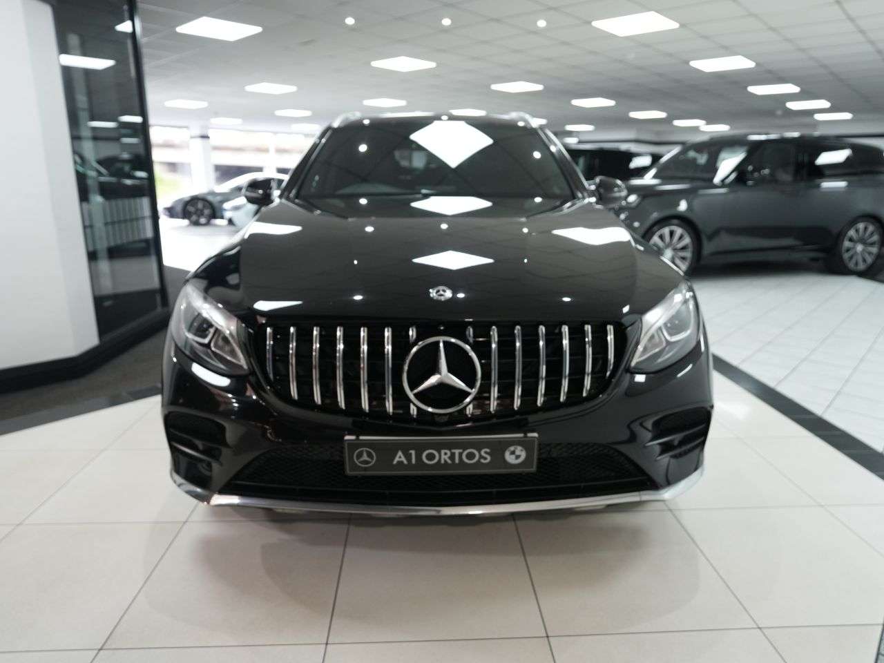 A 2018 MERCEDES-BENZ GLC 2.1 GLC220d AMG Line SUV 5dr Diesel G-Tronic 4MATIC Euro 6 (s/s) (170 ps) B A 2018 MERCEDES-BENZ GLC 2.1 GLC220d AMG Line SUV 5dr Diesel G-Tronic 4MATIC Euro 6 (s/s) (170 ps) B