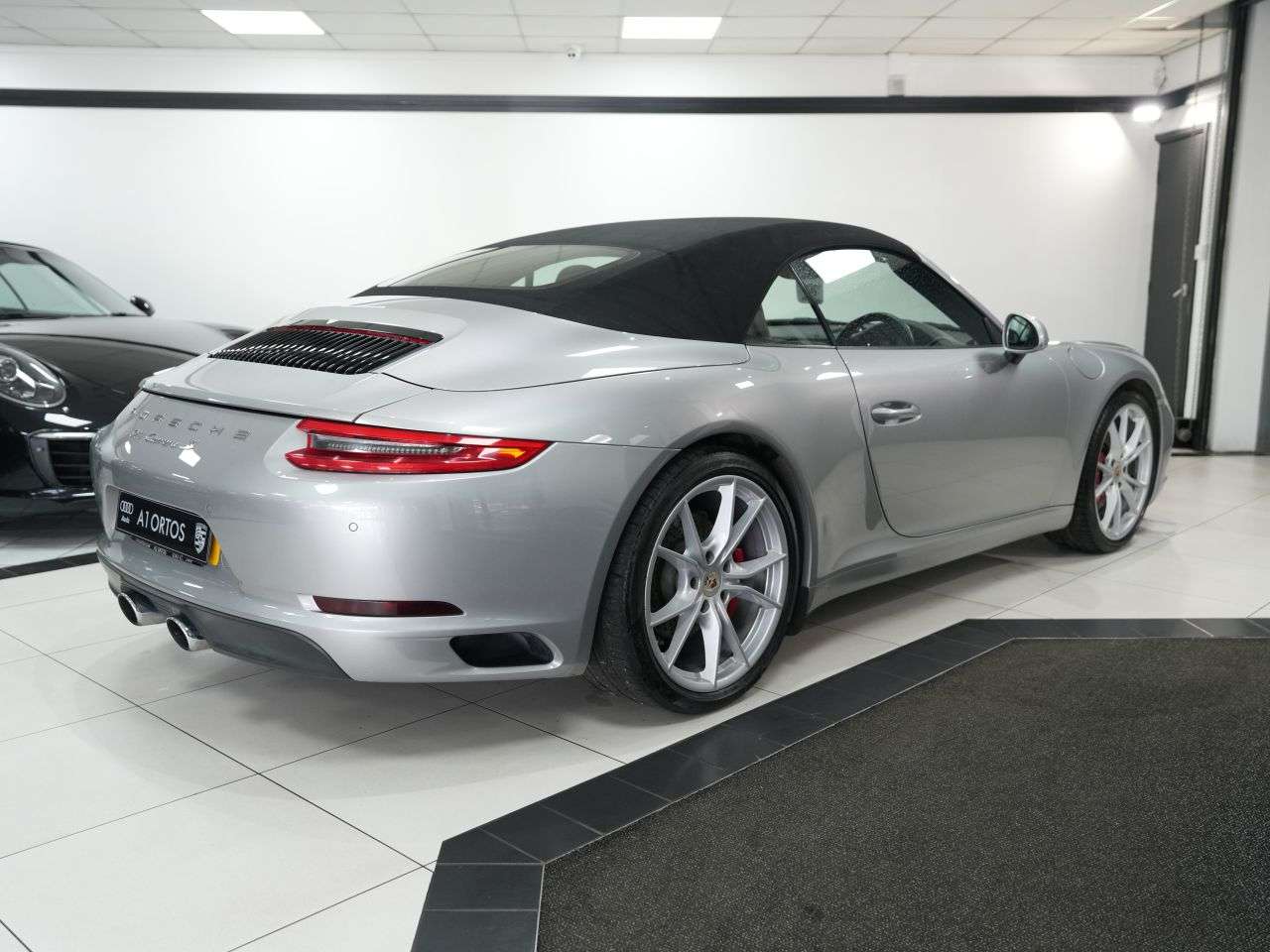 2015 PORSCHE 911 2015 PORSCHE 911