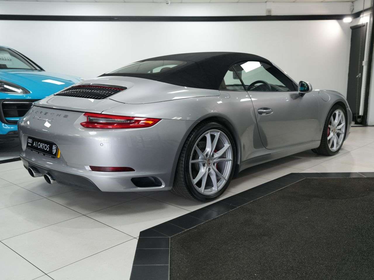 2015 PORSCHE 911 2015 PORSCHE 911
