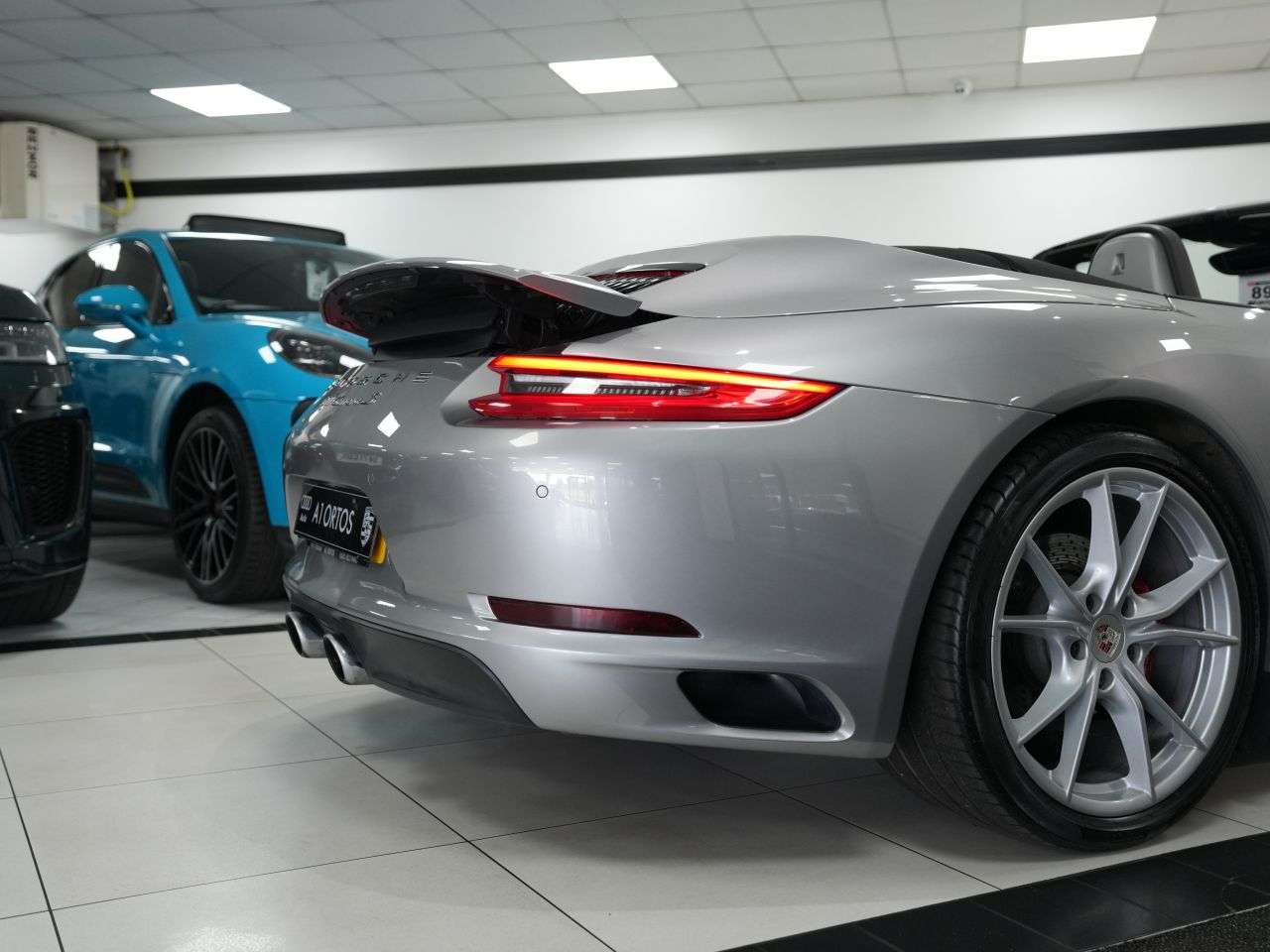 2015 PORSCHE 911 2015 PORSCHE 911