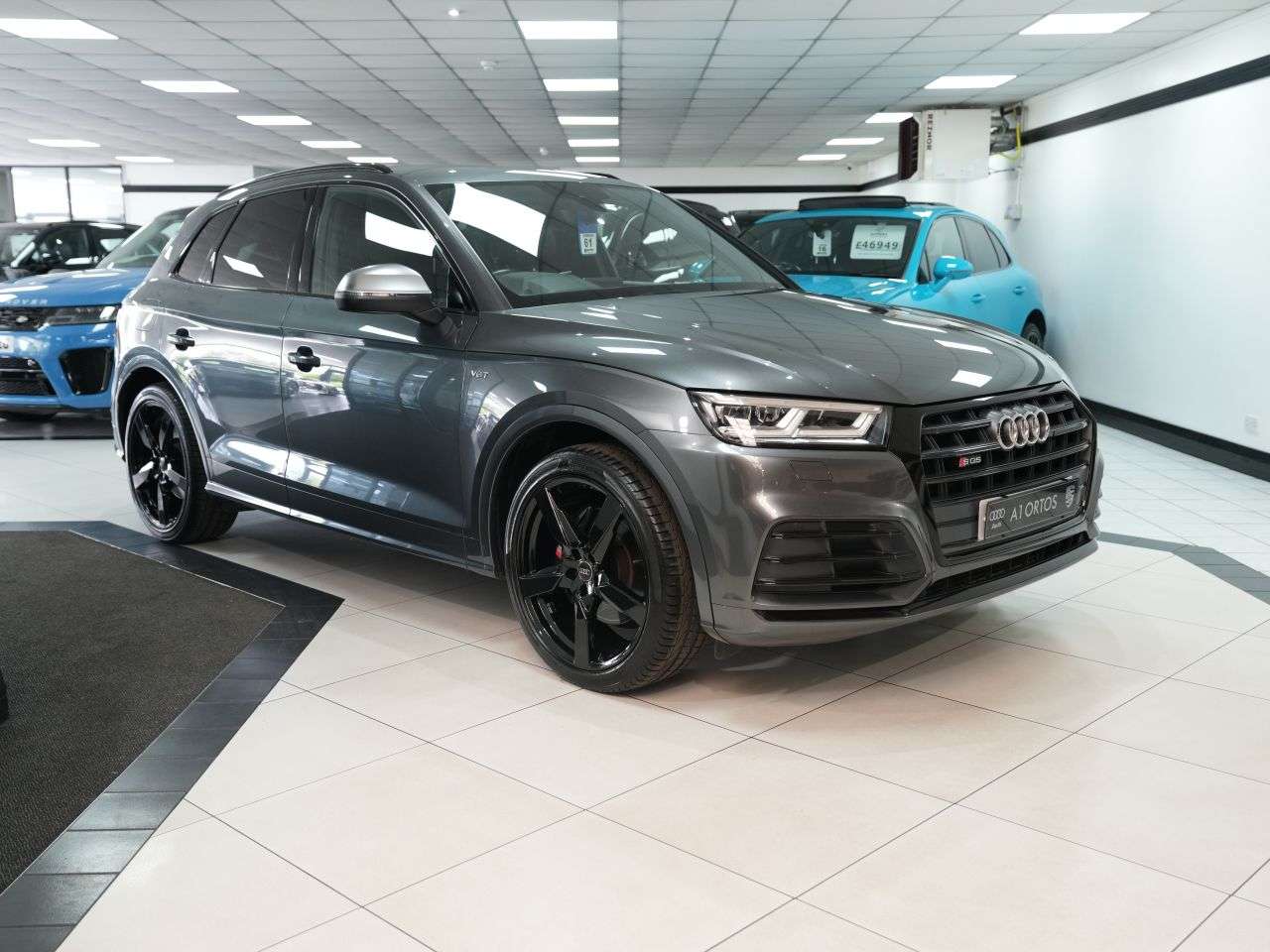 A 2019 AUDI SQ5 3.0 TFSI V6 SUV 5dr Petrol Tiptronic quattro Euro 6 (s/s) (354 ps) ABSOLUTE A 2019 AUDI SQ5 3.0 TFSI V6 SUV 5dr Petrol Tiptronic quattro Euro 6 (s/s) (354 ps) ABSOLUTE