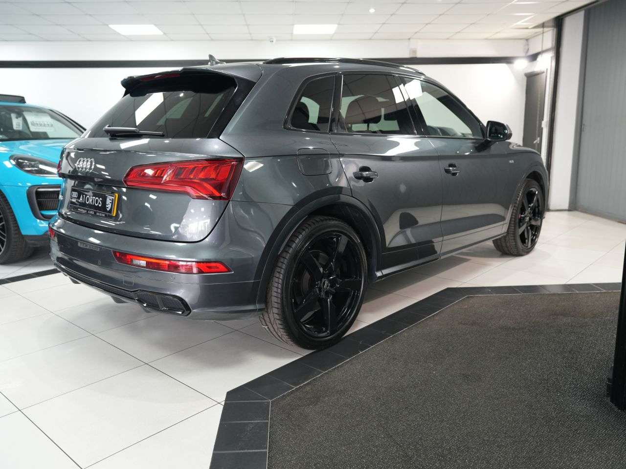 2019 AUDI SQ5 2019 AUDI SQ5