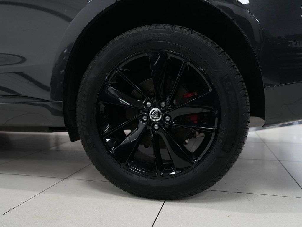 2022 JAGUAR F-PACE 2022 JAGUAR F-PACE