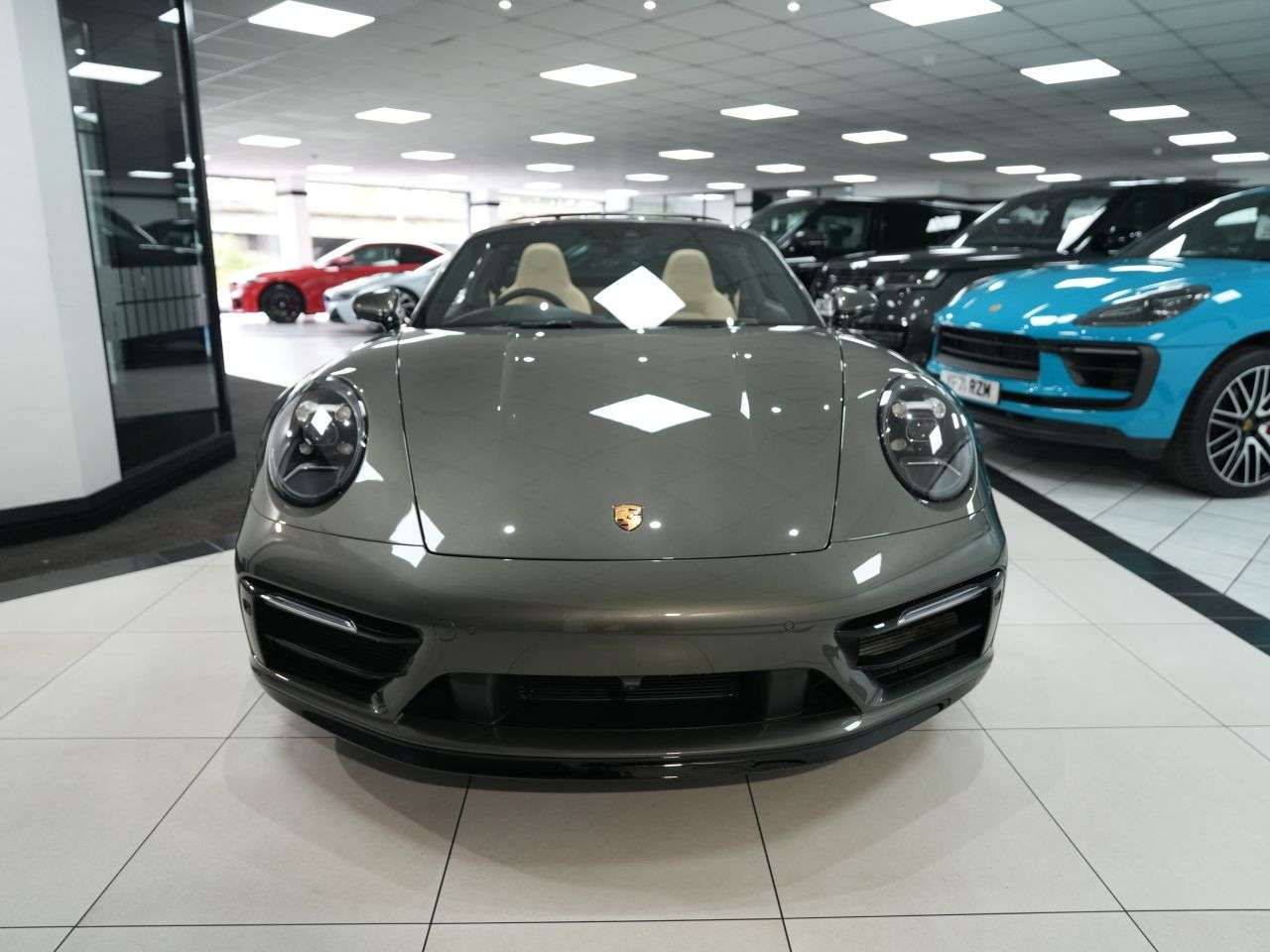 A 2024 PORSCHE 911 3.0T 992 4S Targa 2dr Petrol PDK 4WD Euro 6 (s/s) (450 ps) IMPECCABLE 992 + A 2024 PORSCHE 911 3.0T 992 4S Targa 2dr Petrol PDK 4WD Euro 6 (s/s) (450 ps) IMPECCABLE 992 +