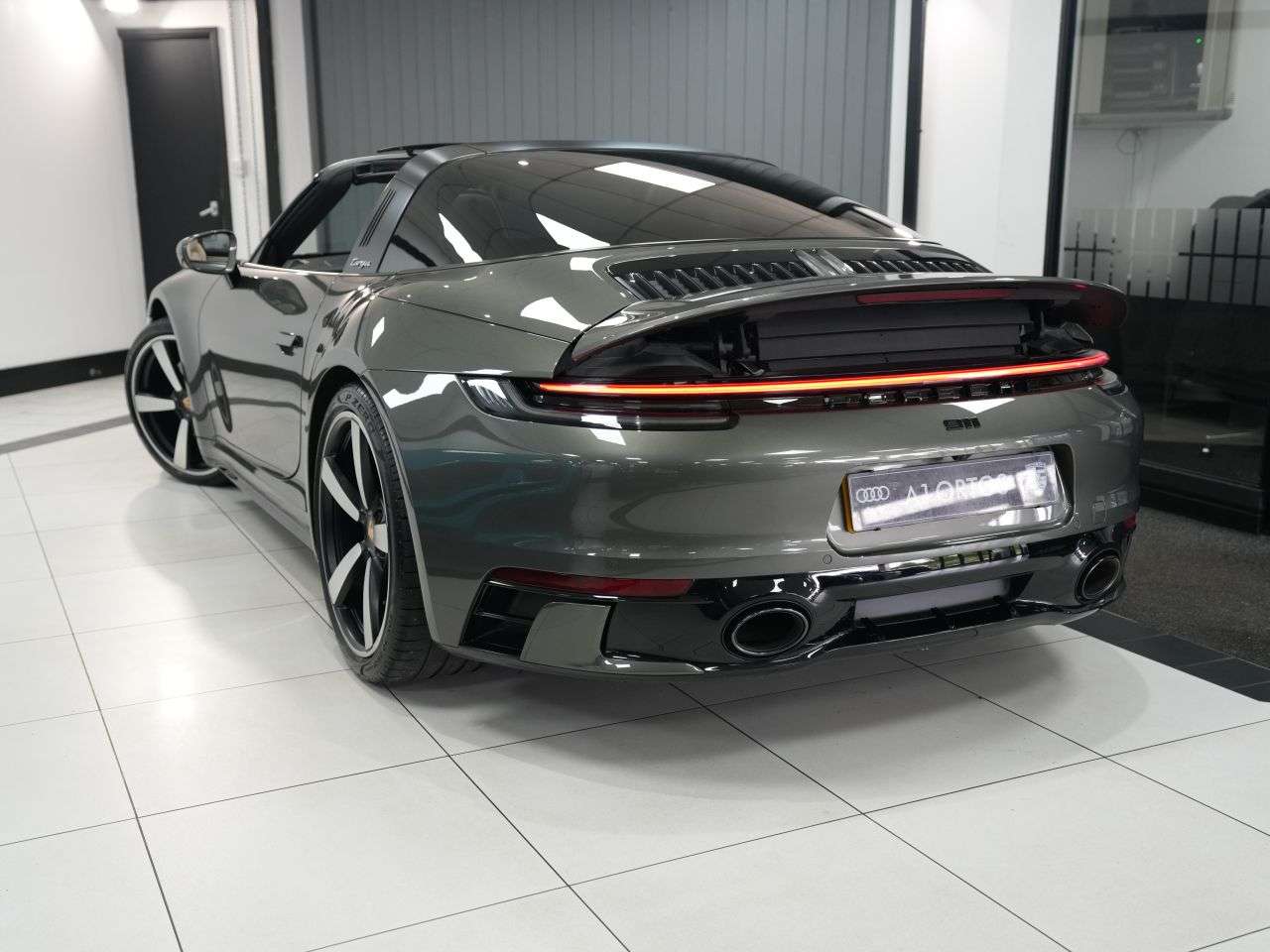 2024 PORSCHE 911 2024 PORSCHE 911