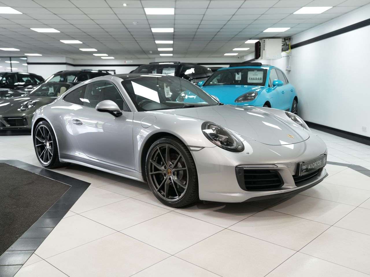 A 2016 PORSCHE 911 3.0T 991 Carrera 4 Coupe 2dr Petrol PDK 4WD Euro 6 (s/s) (370 ps) ICONIC GT A 2016 PORSCHE 911 3.0T 991 Carrera 4 Coupe 2dr Petrol PDK 4WD Euro 6 (s/s) (370 ps) ICONIC GT