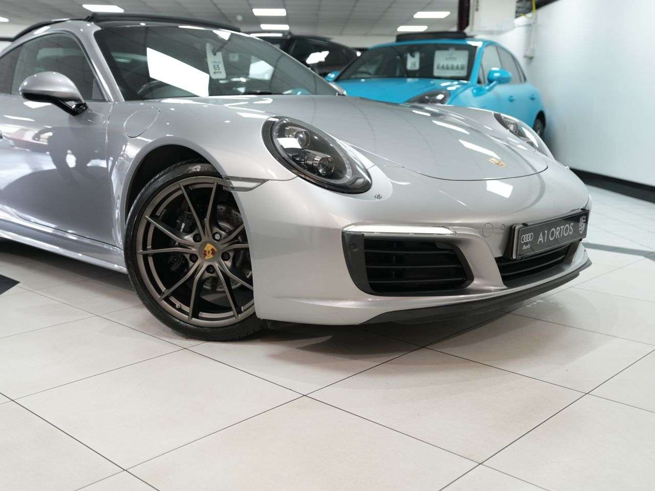 2016 PORSCHE 911 2016 PORSCHE 911