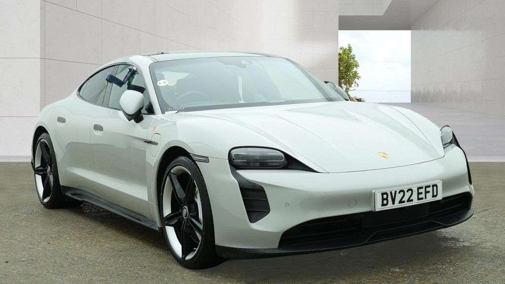 A 2022 PORSCHE TAYCAN Performance Plus 93.4kWh 4S Saloon 4dr Electric Auto 4WD (11kW Charger) (57 A 2022 PORSCHE TAYCAN Performance Plus 93.4kWh 4S Saloon 4dr Electric Auto 4WD (11kW Charger) (57